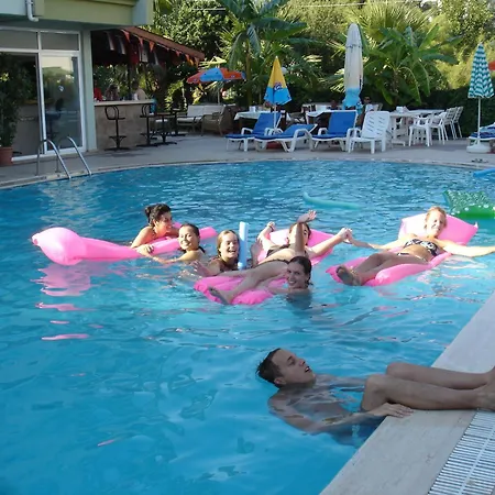 ホテル Parkmar 2*