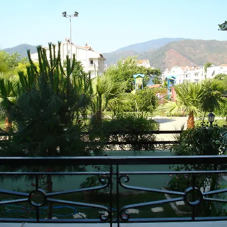 Parkmar Hotel